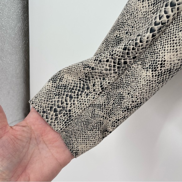 Blank NYC Snake Print Faux Suede Drape Front Jacket Cardigan - Picture 5 of 9